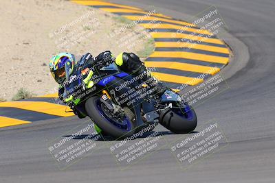 media/Oct-09-2022-SoCal Trackdays (Sun) [[95640aeeb6]]/Turns 9 and 10 (1050am)/